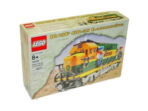 LEGO Burlington Northern Santa Fe Locomotief 10133